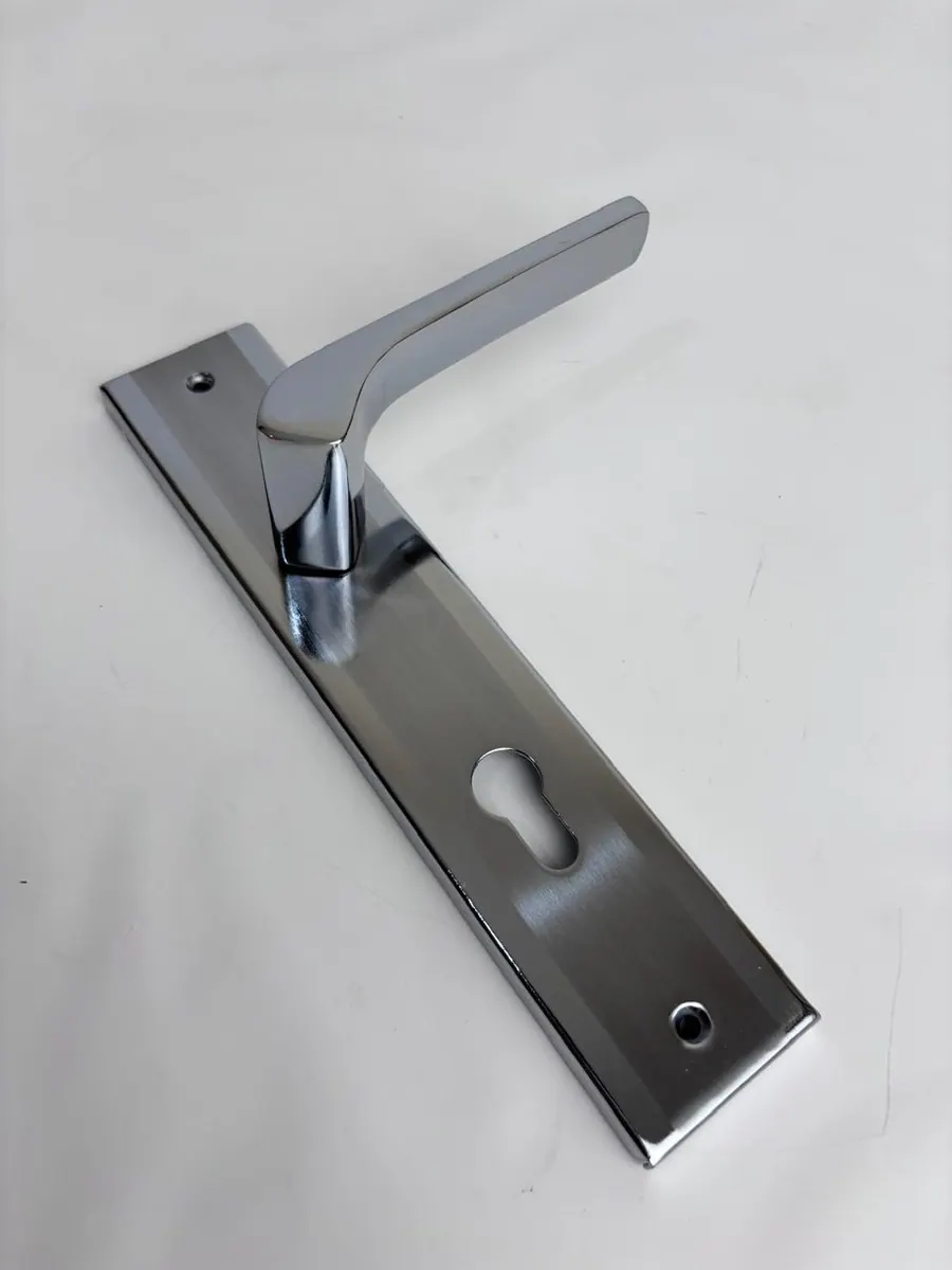 Beatrix Lever Handle Set, Chrome