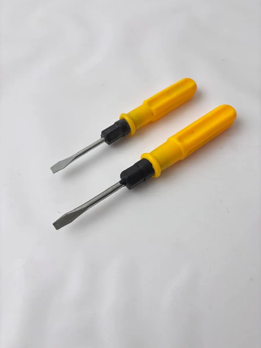 Two-Way Screwdriver